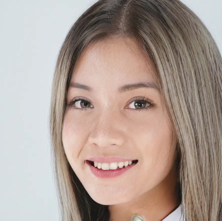 <em><strong>LAURA. M</strong></em>
